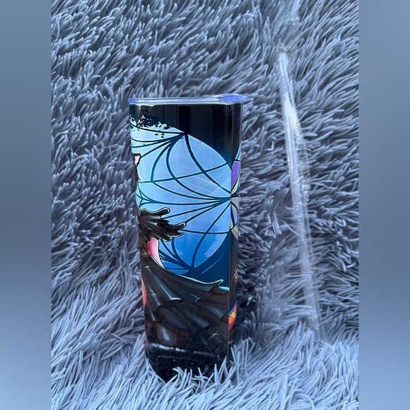 Wednesday Addams 20oz tumbler with closing lid! - Picture 4 of 6